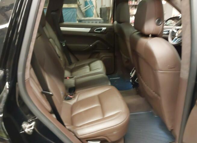 Porsche Cayenne GTS Sport Chrono AWD 3.6l V6