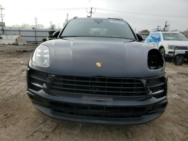 Porsche Macan Sport Chrono Package 2.0l AWD