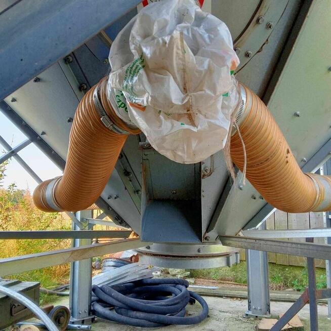 Silos, bin, zbiornik na zboże