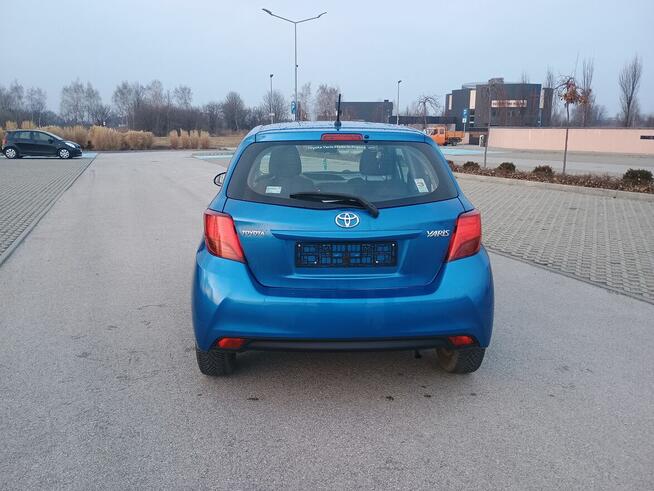 Toyota Yaris benzyna POLIFOTWA