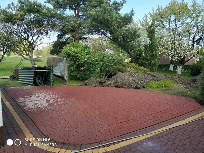 Układanie kostki brukowej