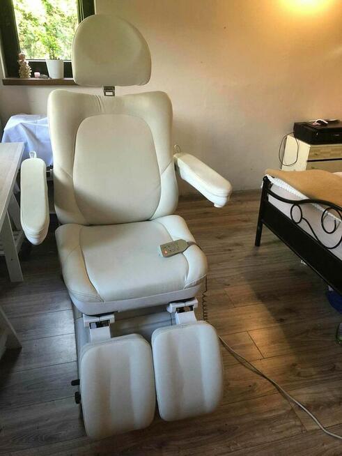 Fotel Kosmetyczny Elektryczny Azzurro 870S Pedi – 3 Silniki,