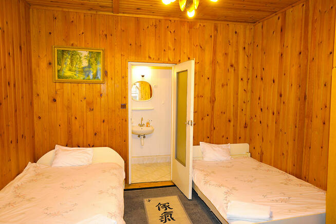 Noclegi Piaseczno pok 2 os. 603-295-725 (15km od Warszawy)