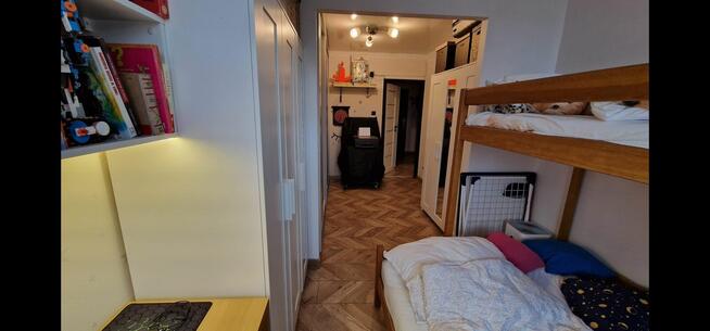 Zamienię mieszkanie 2 pokojowe na 3 lub 4 pokojowe.