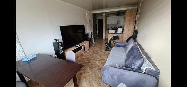 Zamienię mieszkanie 2 pokojowe na 3 lub 4 pokojowe.