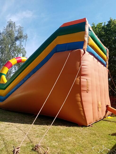 Zjezdżalnia pneumatyczna