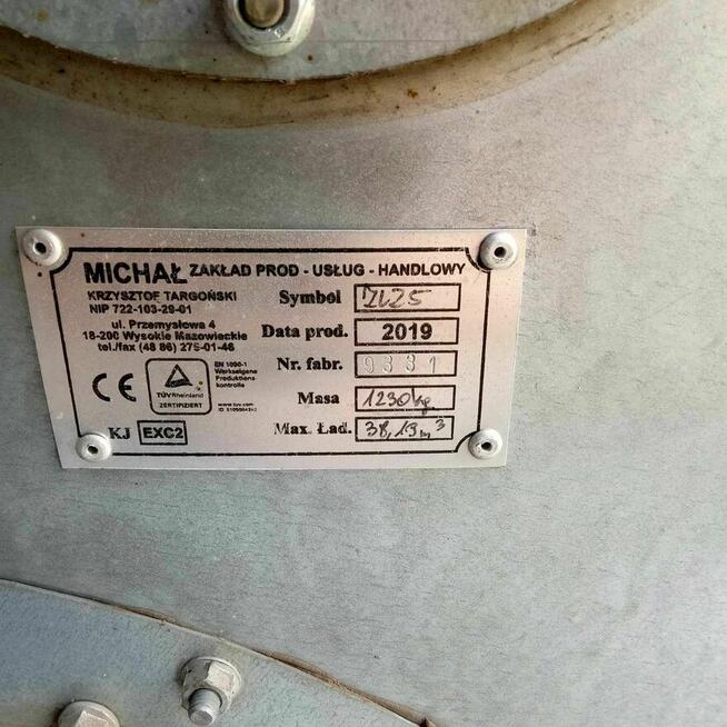 Silos, bin, zbiornik na zboże