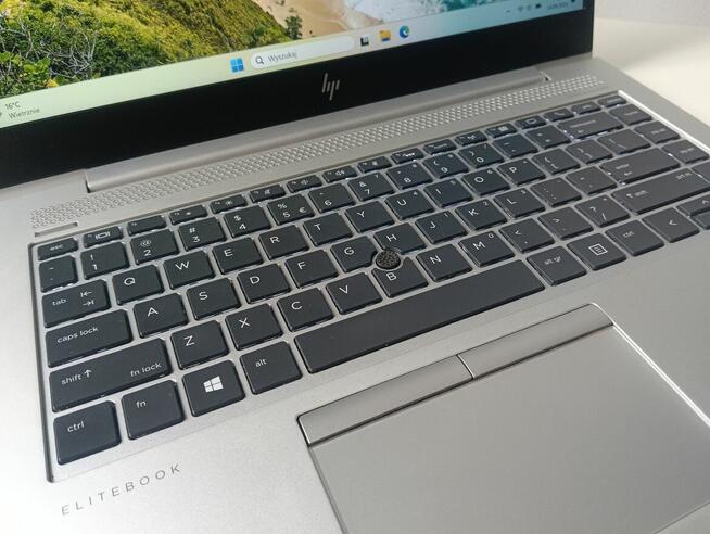 HP EliteBook G5/i5-8350U/16GB DDR4/SSD m.2/FHD IPS/Win 11Pro