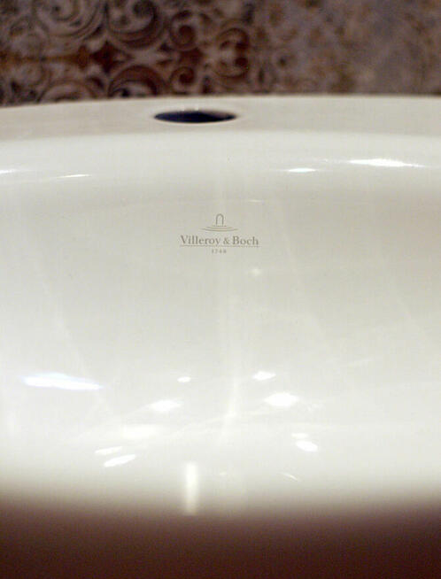 Umywalka Villeroy&Boch Aveo CeramicPlus