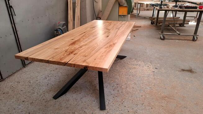 Stół dębowy i jesionowy