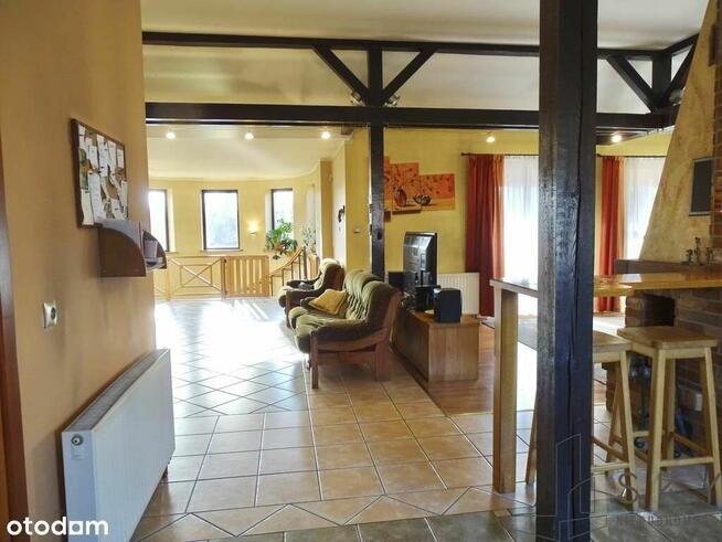 Dom wolnostojący z pow. gosp. Moszyce k/Twardogóry