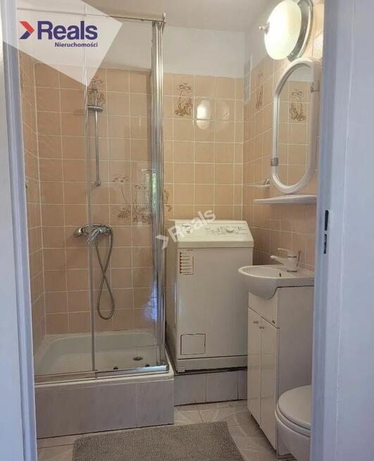 2 pokoje, oddzielna kuchnia, balkon, piwnica