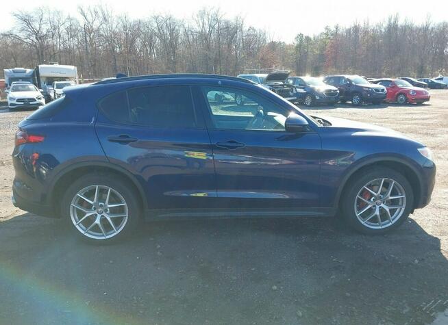 Alfa Romeo Stelvio TI Sport Q4 280HP