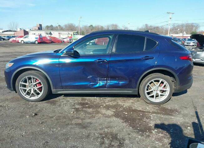 Alfa Romeo Stelvio TI Sport Q4 280HP