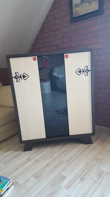 Sprzedam szafkę komodę