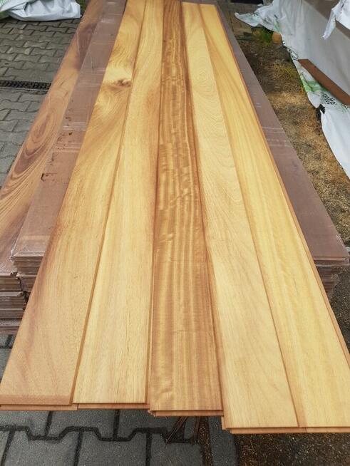 Deska drewniana iroko KL. Fas KD 15x145mm Profil faza (C)