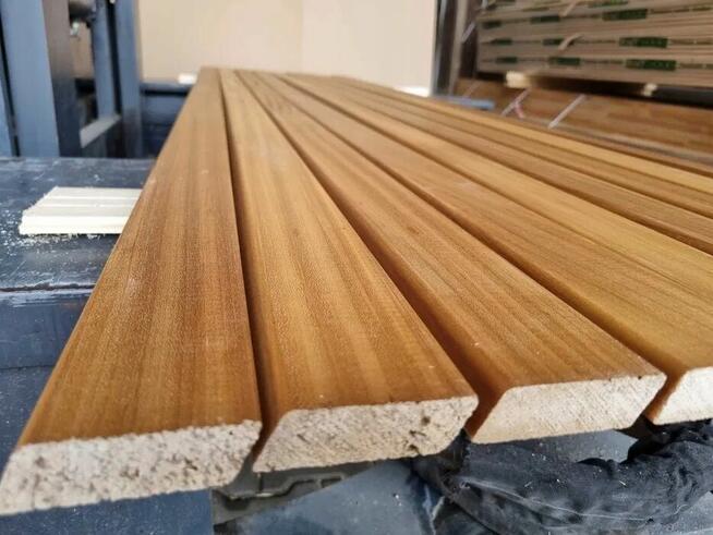 Deska elewacyjna drewniana thermo abachi ayous 21x68 RHOMBUS