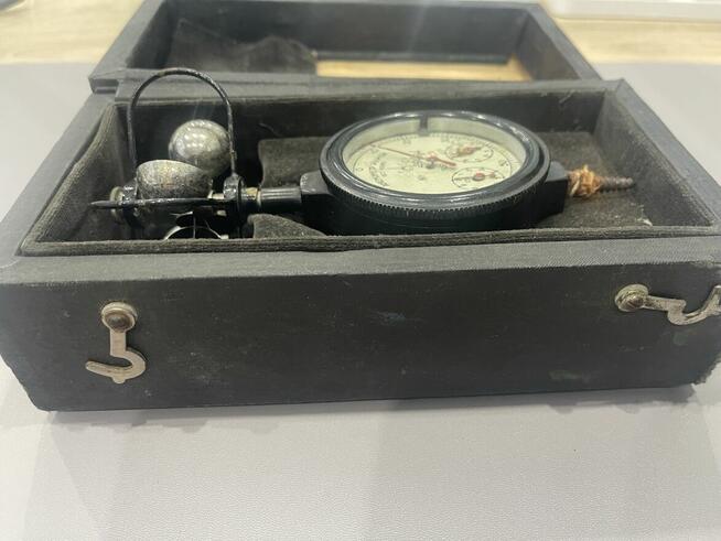 Anemometr w oryginalnym radzieckim opakowaniu.