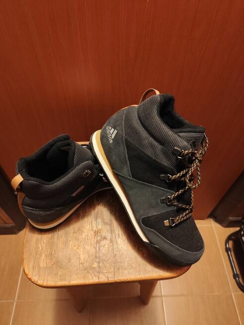 Sprzedam buty sportowe adidas