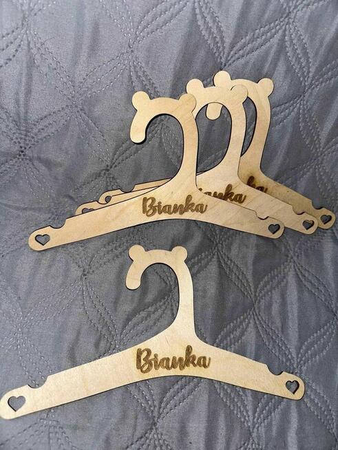 Wieszak dla dziecka z własnym imieniem, personalizowany