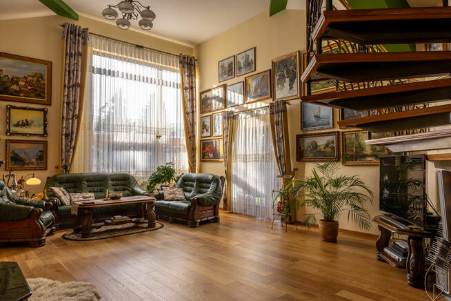 Dom na sprzedaż! Twoja Oaza spokoju blisko miasta!