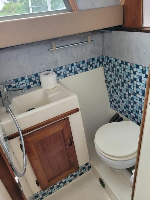 Łódż Motorowodna Bayliner 2556