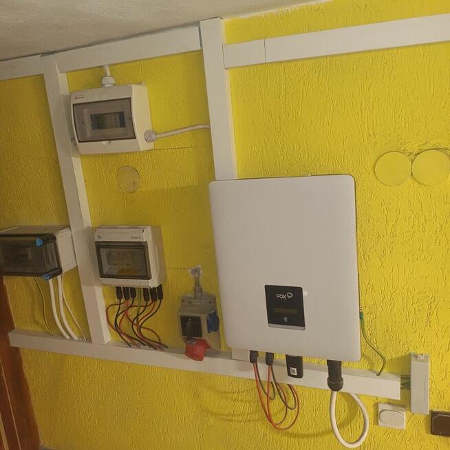 Sprzedam falownik Foxess T8 G3-8KW