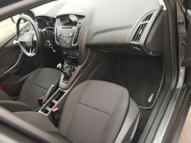 Ford Focus mk3 kombi Ledy przód i Tył Alu felgi bardzo ładny