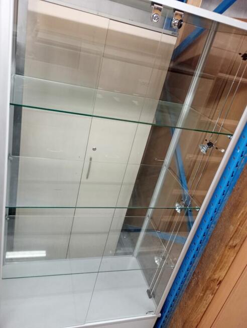 Regał witryna szklona stojąca regały witryny szklone do domu