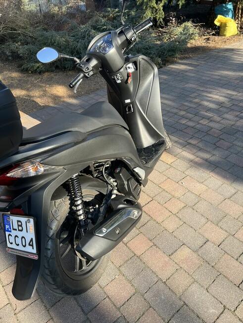 Sprzedam skuter honda sh 125