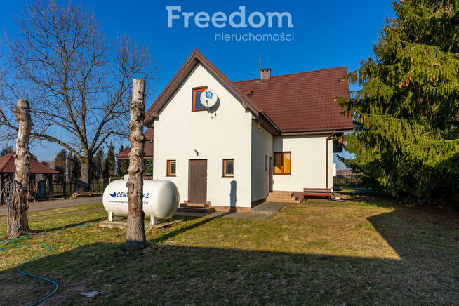 Przestronny dom na dużej działce !