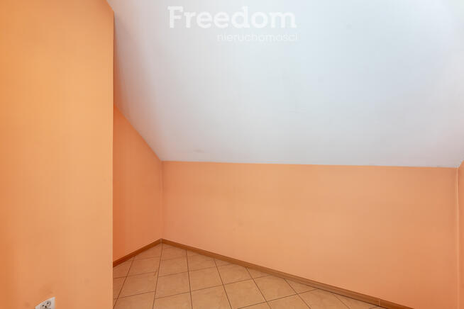 Przestronny dom na dużej działce !