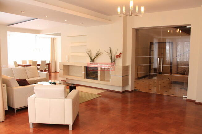 Libertów 7 pokoi 2 garaże sauna klimatyzacja