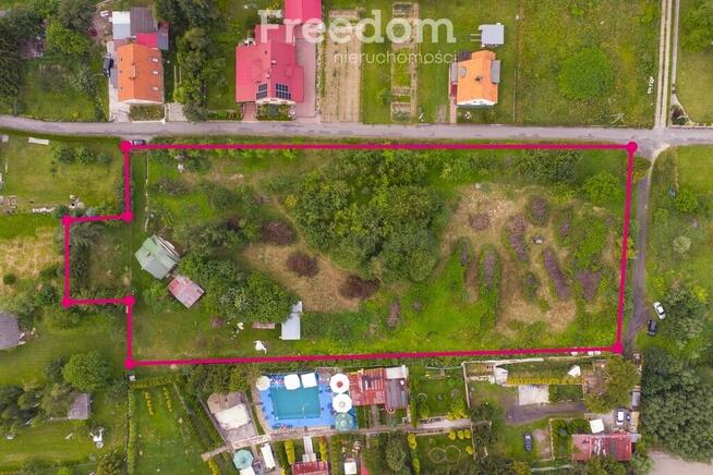 Duża działka budowlana z możliwością podziału