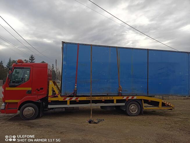 Holowanie Transport samochodów maszyn