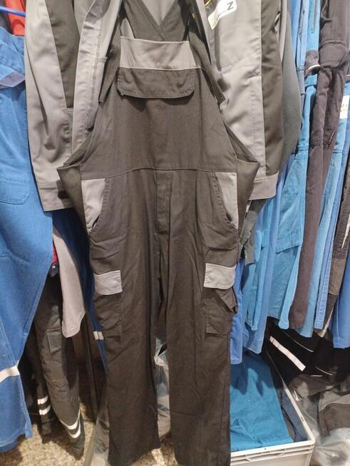 Ogrodniczki i spodnie robocze używane - Tanio !!!