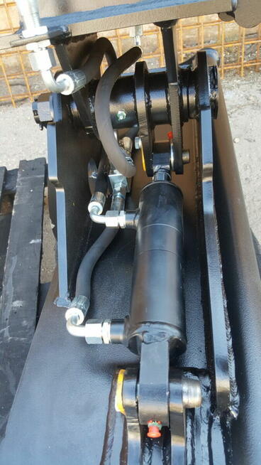 Łyżka hydrauliczna 200 cm do koparki 9,1 do 13 ton