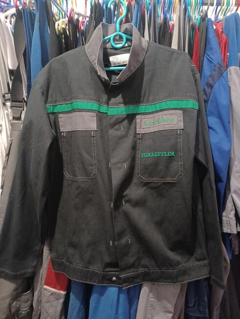 Tanie ubrania robocze dla pracowników sezonowych.