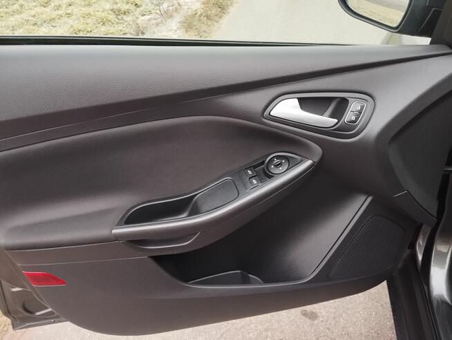 Ford Focus mk3 kombi Ledy przód i Tył Alu felgi bardzo ładny