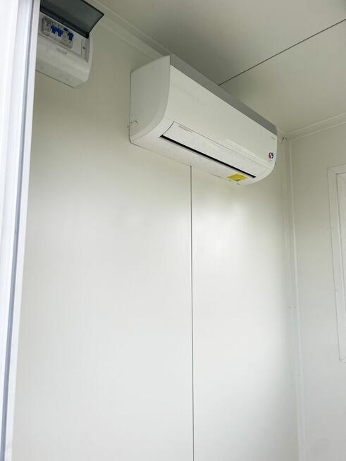 Kontener stróżówka portiernia Strefa Pawilonów Pawilon biuro