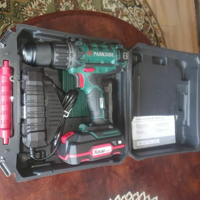 Wkretarka Parkside ladowarka bateria wiertla
