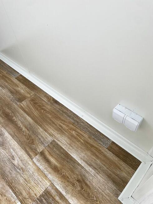 Kontener stróżówka portiernia Strefa Pawilonów Pawilon biuro