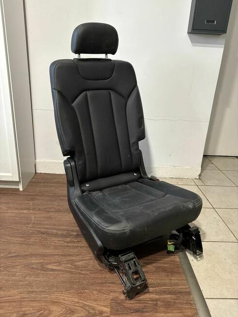 Fotele AUDI Q7 caly kpl plus tapicerka caly kpl