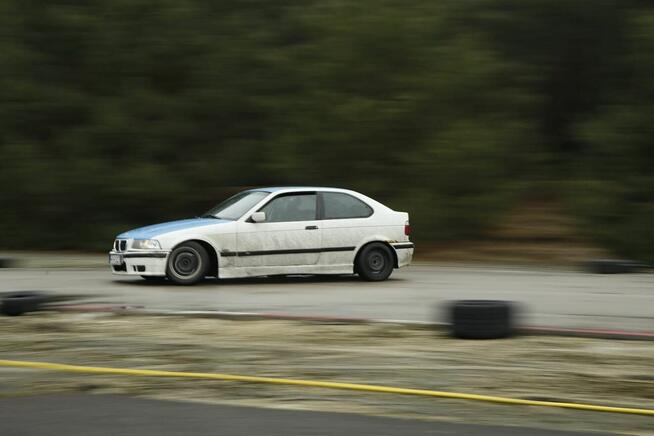 Szkolenia driftu dla dzieci i dorosłych