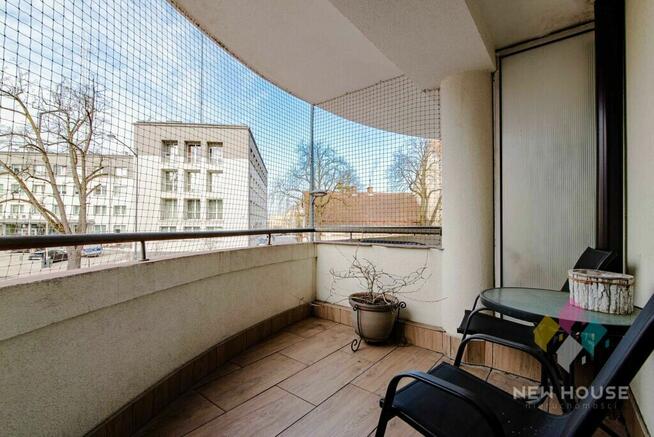 Mieszkanie 82 m2 w centrum, 3 pokoje, 2 balkony
