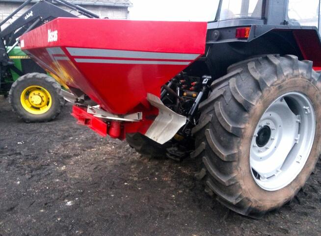 Rozsiewacz Accord Discus 21 m