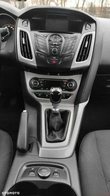 Ford Focus Kombi 1.0 benzyna 125 KM bogate wyposażenie