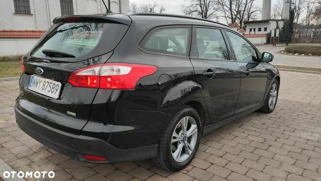 Ford Focus Kombi 1.0 benzyna 125 KM bogate wyposażenie