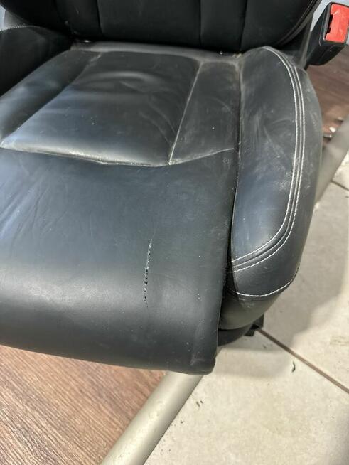 Fotele AUDI Q7 caly kpl plus tapicerka caly kpl