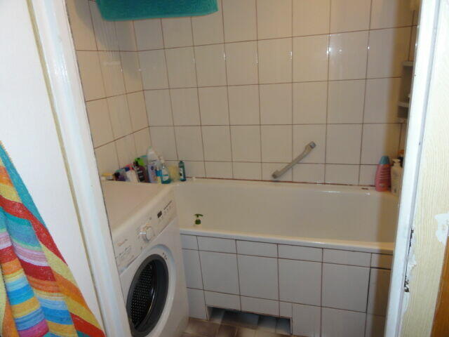 pokój 1 osobowy dla pani12 m wynajmę